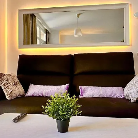 Apartamento Santa Clara Views *